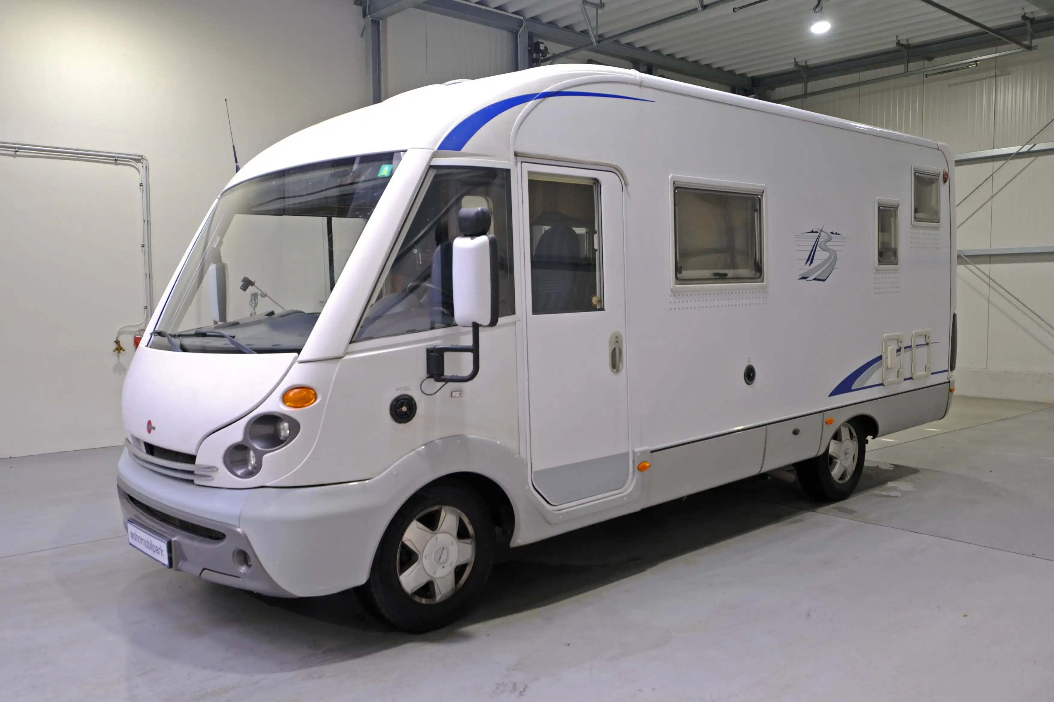 BUERSTNER I 640 Elegance